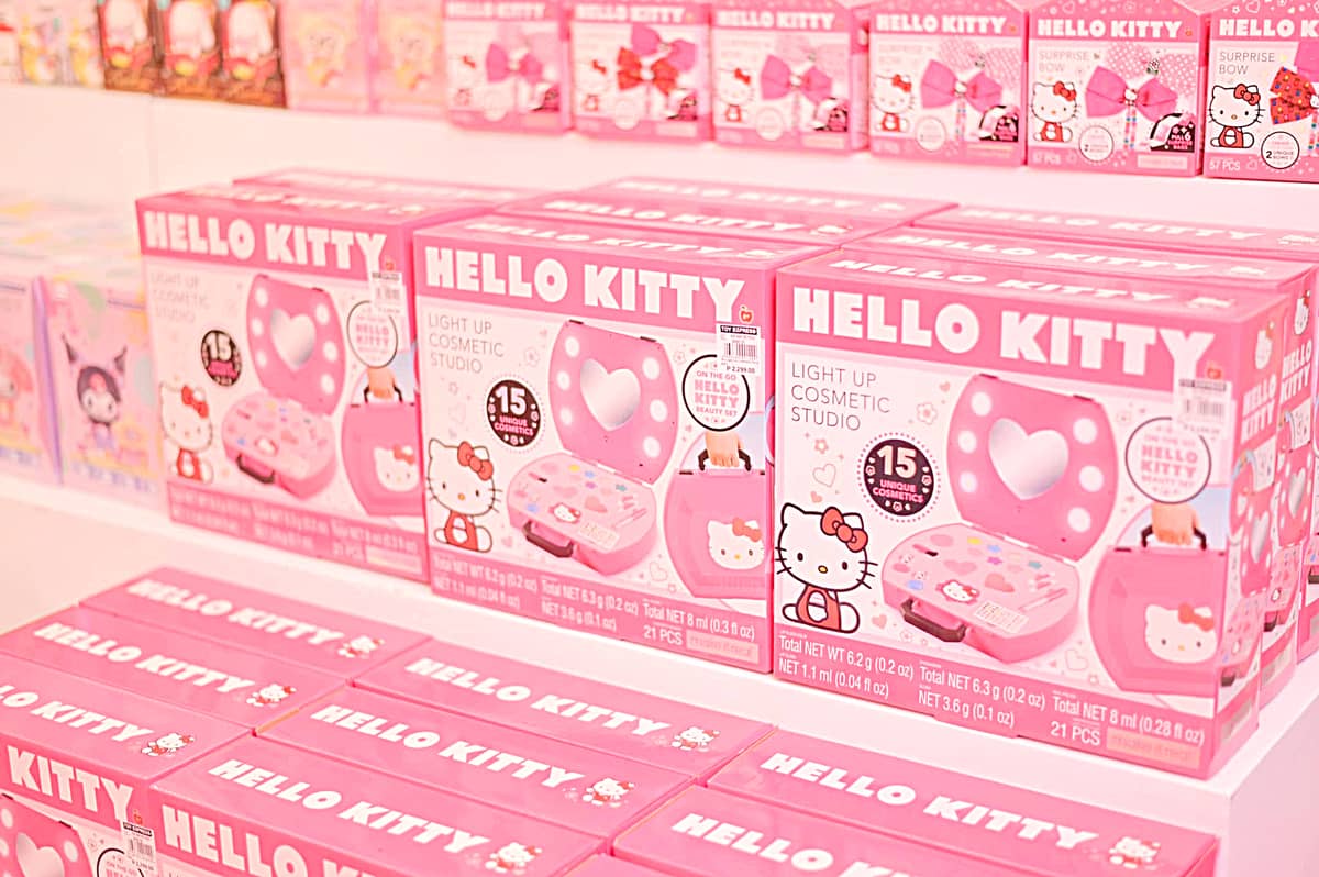 Glow up with the special Hello Kitty light up cosmetic set.